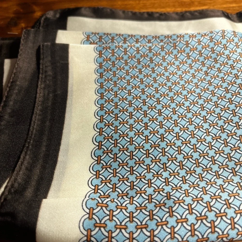 Chic Geometric Blue and Brown Scarf